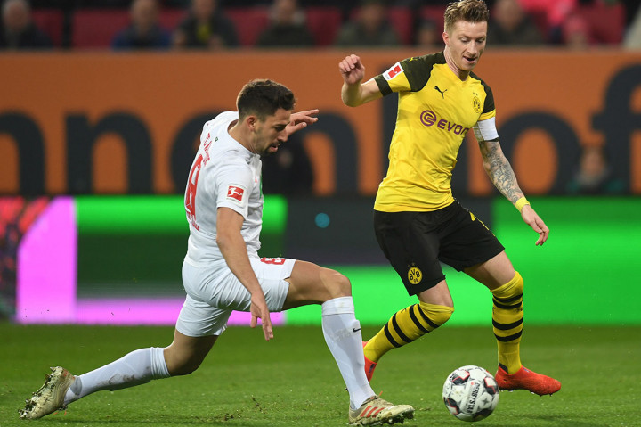 Borussia Dortmund sebetulnya tampil dominan sepanjang laga dengan menguasai 72 persen pengendalian bola, namun delapan tembakan tepat sasaran mereka tak cukup tajam untuk meraih kemenangan.