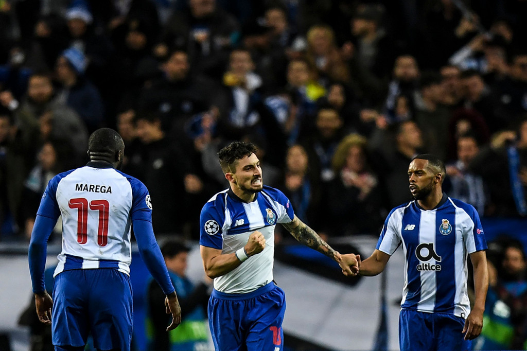 Kemenangan 3-1 membawa Porto ke perempatfinal. Klub asal Portugal ini menang agregat 4-3. Afp Photo/Patricia De Melo Moreira
