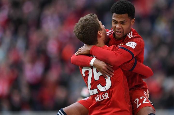 Pesta gol Muenchen baru dimulai pada menit ke-34 lewat  Serge Gnabry, meski sejak tendangan mula mereka tampil dominan dan agresif atas tamunya.    