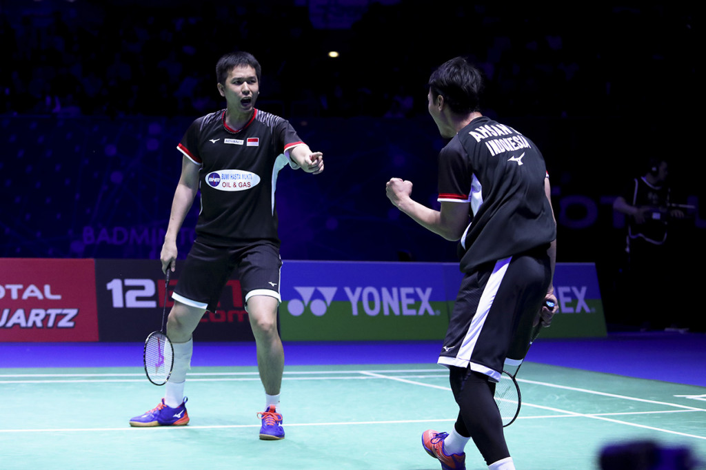 Ganda Putra Hendra/Ahsan menjuarai All England 2019 setelah mengalahkan Aaron Chia/Soh Wooi Yik dengan skor 11-21, 21-14 dan 21-12. /Widya Amelia - Humas PP PBSI