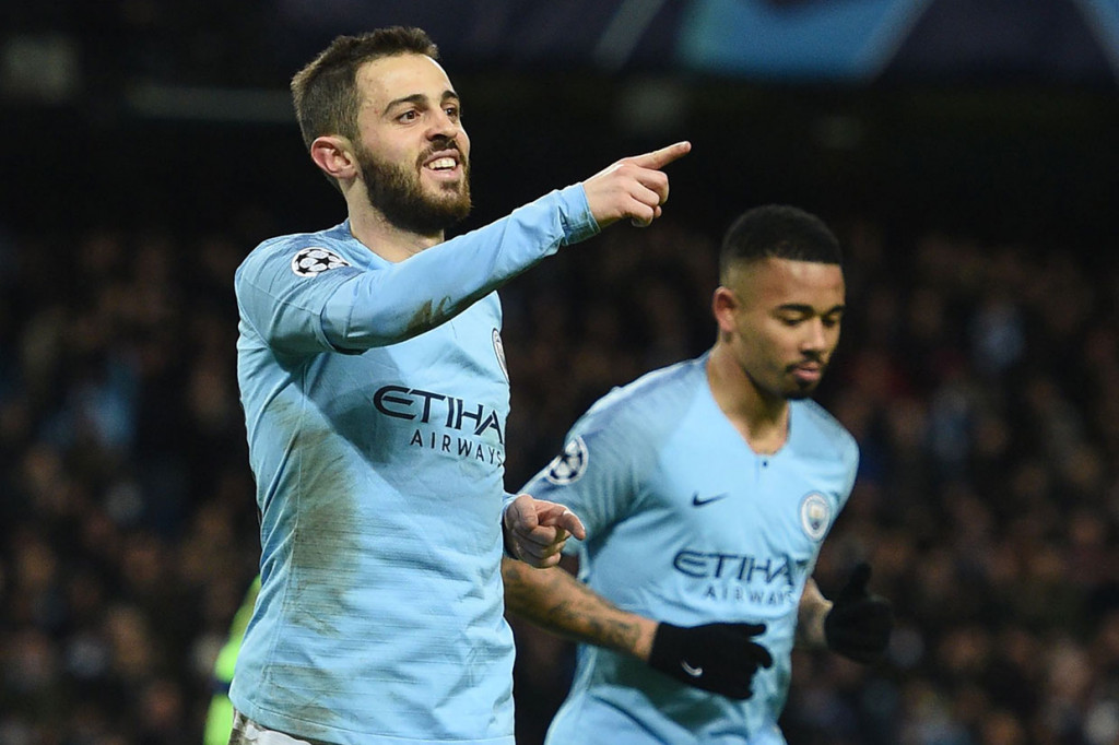 Bernado Silva memperbesar keunggulan menjadi 5-0 pada menit ke-71 menyelesaikan umpan matang Sane.