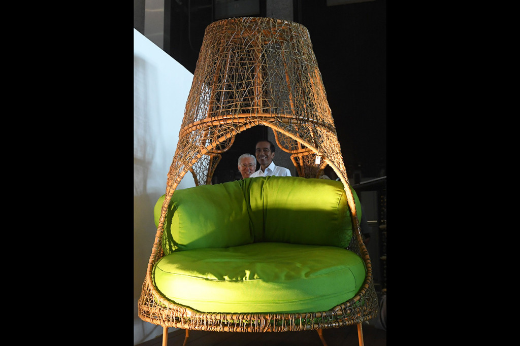 Jokowi berharap industri mebel kayu dan rotan dapat tumbuh hingga mencapai angka 2 digit pada tahun ini.