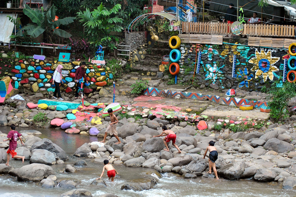 Pemerintah Kota Bogor berencana membuat Waterfront City Sungai Ciliwung dengan konsep menjadi bagian dari wajah kota yang memberikan keindahan lanskap di area sekitarnya.