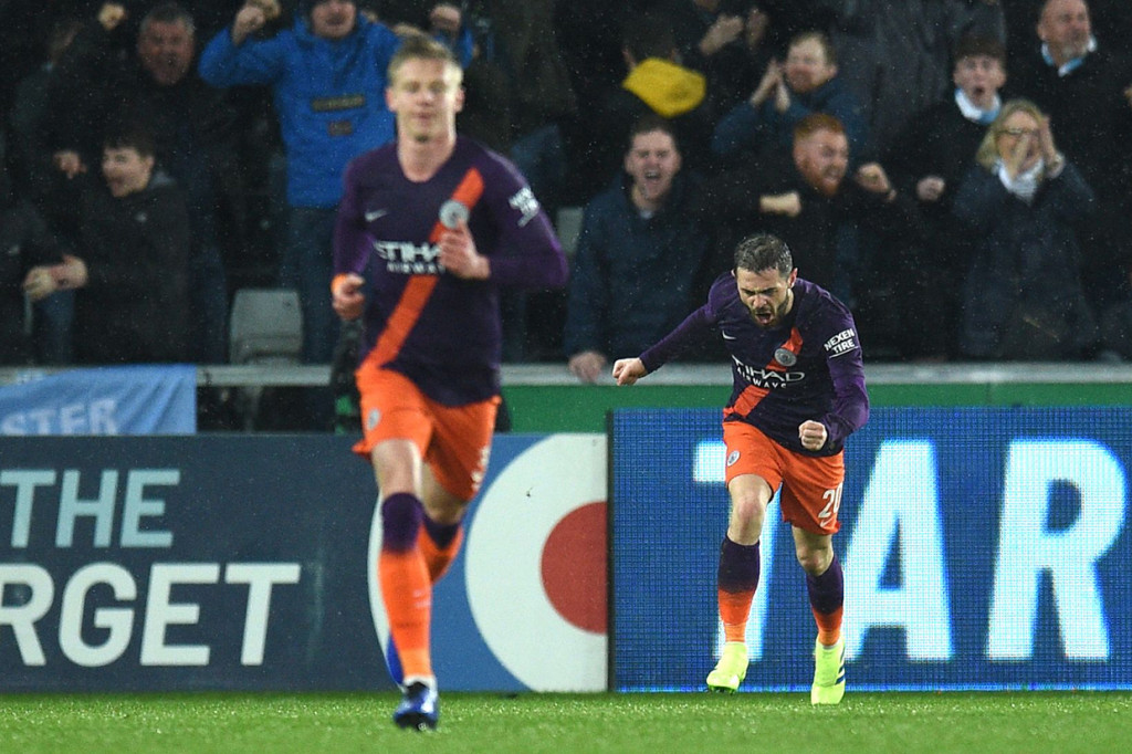 Di babak kedua, The Citizens mampu menggelontorkan tiga gol ke gawang Swansea. Gol-gol itu dicetak Bernardo Silva pada menit ke-69, gol bunuh diri kiper Swansea Kristoffer Nordfeldt (78'), dan tandukan Aguero (88).