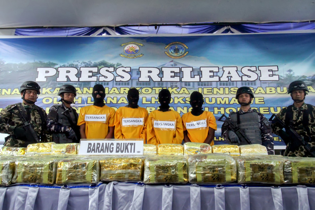 Tim F1QR Lanal Lhokseumawe Lantamal I Koarmada berhasil menggagalkan upaya penyeludupan 50 kilogram Sabu asal Thailand di perairan Ujong Blang Aceh.