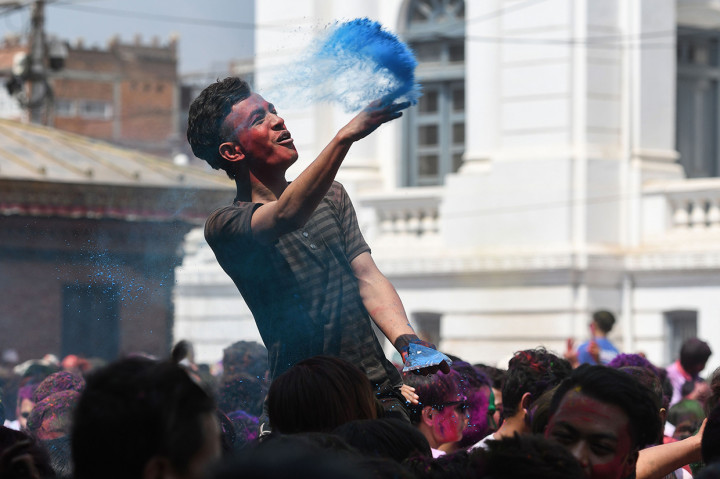 Namun bukan hanya di India, Festival Holi juga dirayakan di Pokhara, Nepal, Los Angeles, Amerika Serikat dan Pulau Mauritius. Afp Photo/Nisha Bhandari