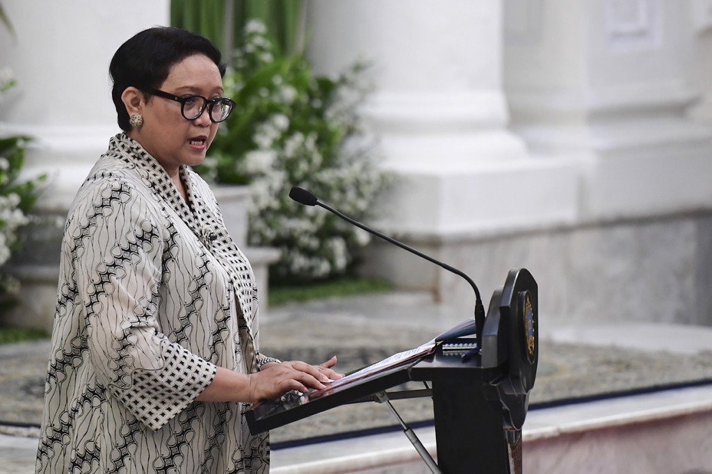 Dalam sambutannya, Menlu Retno menuturkan ingin mempererat kerja sama konkrit di bidang perdagangan dan pembangunan kapasitas.