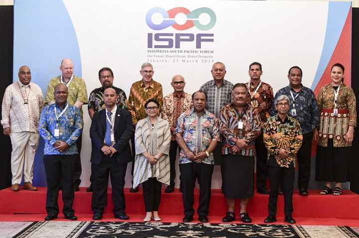 Ini merupakan forum yang pertama kali dilakukan Indonesia dengan negara-negara di Pasifik Selatan. Negara-negara yang tergabung dalam forum ini antara lain Australia, Selandia Baru, Federasi Mikronesia, Fiji, Kaledonia Baru, Kepulauan Marshal, Kiribati, Nauru, Palau, Papua Nugini, dan Tonga serta Tuvalu.
