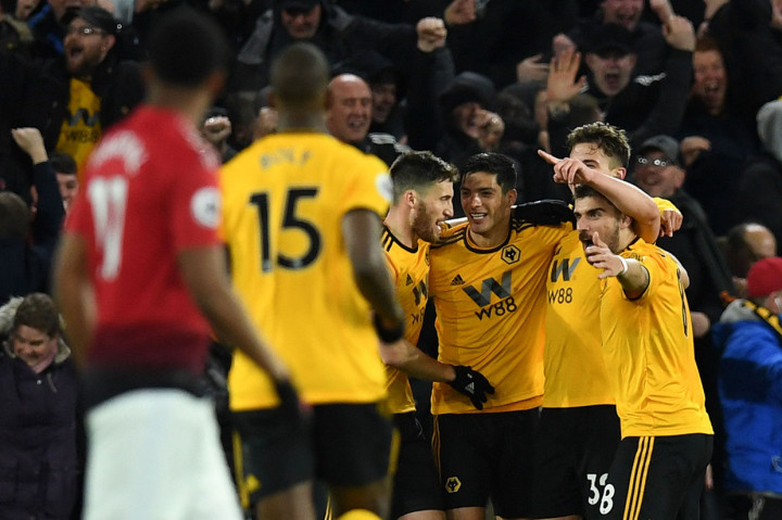Gol tersebut disambut suka cita para pemain Wolverhampton.