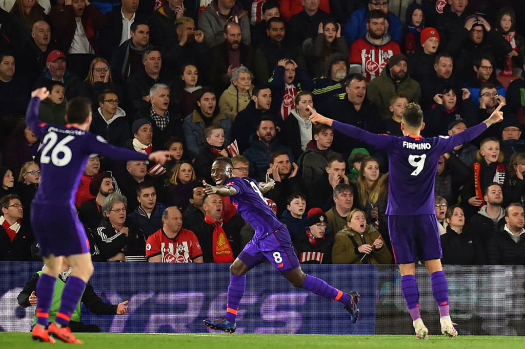 Liverpool akhirnya berhasil menyamakan kedudukan pada menit ke-36 lewat tandukan Naby Keita menyambut umpan silang Trent Alexander-Arnold. Skor 1-1 bertahan hingga jeda.