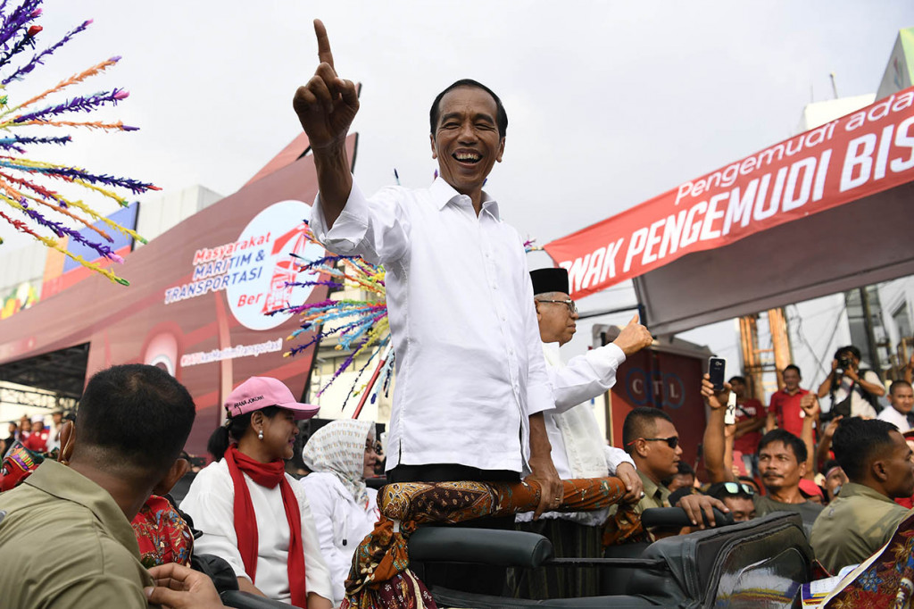 Dalam kampanye kali ini, Jokowi-Ma’ruf mengikuti Karnaval Indonesia Satu bersama warga Tangerang Banten Karnaval Indonesia Satu dipusatkan di alun-alun Kota Tangerang tepatnya di sepanjang Jalan Ahmad Yani, Tangerang, Banten. Antara Foto/Puspa Perwitasari