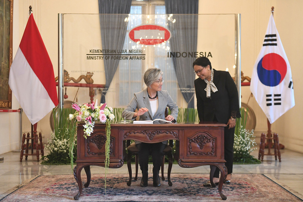 Pertemuan bilateral itu membahas kerja sama ekonomi hingga isu-isu regional dan dunia. 