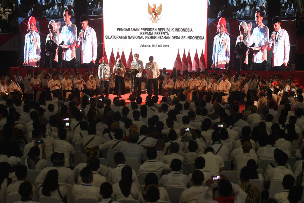 Acara yang dihadiri sekitar 5.000 peserta yang berasal dari 34 provinsi di Indonesia ini mengusung tema 'Membangun Indonesia dari Desa'. Kegiatan utamanya adalah silaturahmi dan diskusi antarkepala desa dan perangkat desa.