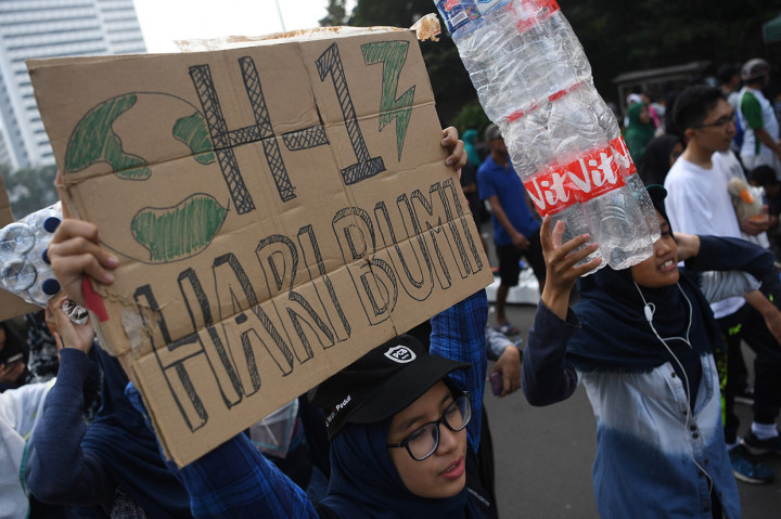 Aksi tersebut dalam rangka peringati Hari Bumi pada 22 April mendatang.