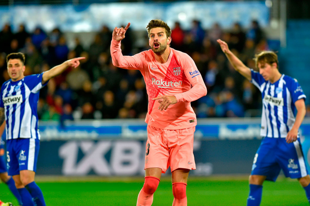 Tiga menit berselang tim tamu menggandakan keunggulan lewat Gerard Pique. Namun gol tersebut dianulir wasit setelah meninjau VAR. Barca dihadiahi penalti setelah thomas Pena hand ball sebelum Pique mencetak gol.