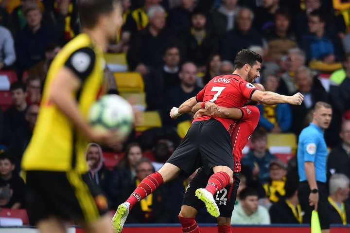 Sementara pencetak gol tercepat ketiga adalah striker Newcastle United Alan Shearer dalam waktu 10,52 detik saat melawan Manchester City pada 2003. Dan tempat keempat pemain Tottenham Christian Eriksen dalam waktu 10,54 detik saat melawan MU pada musim lalu.