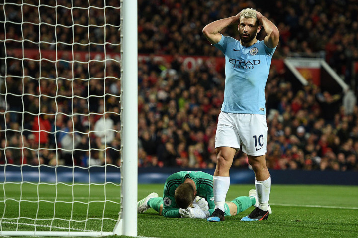 Sementara kiper MU David de Gea tampil gemilang dengan menggagalkan beberapa peluang yang didapat para pemain City.