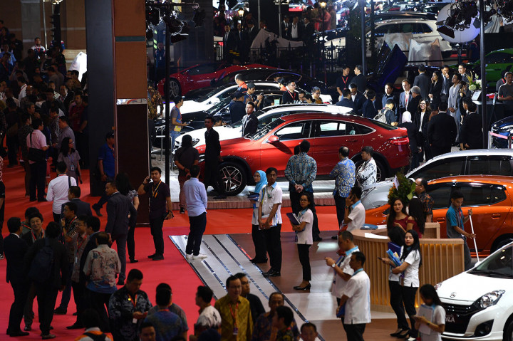 IIMS 2019 secara resmi dibuka oleh Menteri Perindustrian Airlangga Hartarto, Kamis, 25 April 2019. Salah satu pameran otomotif terbesar di Tanah Air tersebut berlangsung hingga 5 Mei mendatang. Antara Foto/Sigid Kurniawan