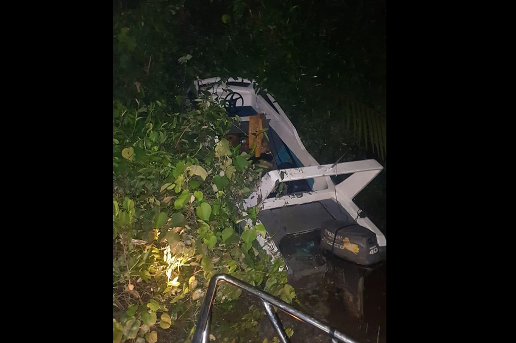 Berdasarkan keterangan tersangka, narkotika jenis sabu itu dibawa dari daerah Johor di Malaysia menggunakan kapal kayu untuk memasuki Indonesia. Pengambilan barang haram itu dilakukan tersangka di tengah laut menggunakan kapal berdasarkan koordinat yang menjadi kesepakatan.