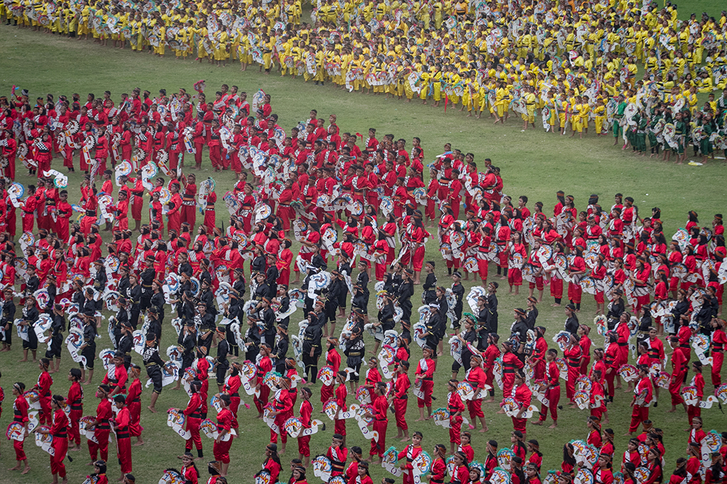 Tari Jaranan yang dibawakan 5 ribu penari pelajar tersebut dalam rangka memperingati Hari Tari Sedunia 2019.