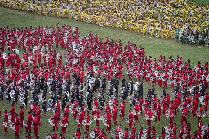 Tari Jaranan yang dibawakan 5 ribu penari pelajar tersebut dalam rangka memperingati Hari Tari Sedunia 2019.