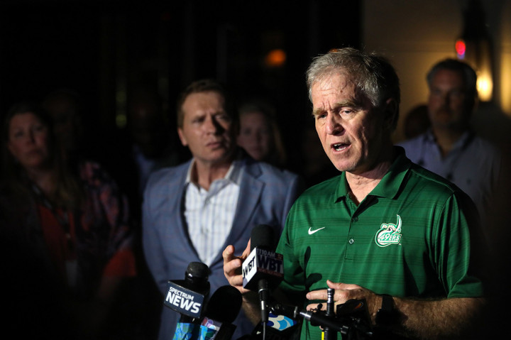 Kepolisian setempat mengonfirmasi bahwa pelaku penembakan telah ditangkap. Identitas tersangka tidak disebut lebih lanjut. Namun media setempat menyebut pelaku yang berusia 22 tahun yang merupakan mahasiswa jurusan Sejarah di kampus itu.