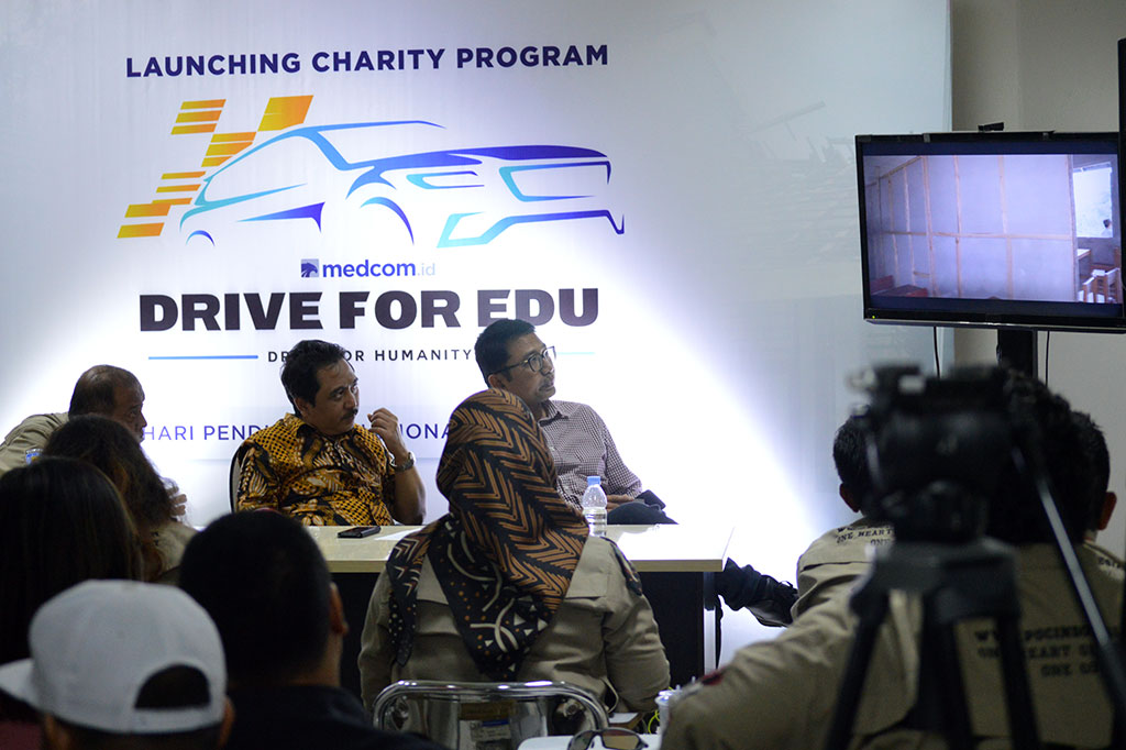 Untuk periode pertama, donasi dibuka mulai 6 Mei-11 Juni 2019. Di tahap ini, Drive for Edu akan menyasar pada dua sekolah di daerah Banten, Jawa Barat yang kondisinya sangat memprihatinkan. Kedua sekolah tersebut adalah Madrasah Tsanawiyah (MTs) Mathatul Anwar, dan SD Negeri 1 Datarcae, Lebak, Banten, Jawa Barat. 