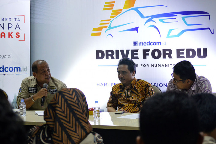 Ketua Umum Pajero Owners Community (POC) Leonard F Galistan menambahkan, kegiatan yang dilakukan Medcom.id tersebut sejalan dengan komunitas yang dipimpinnya, yakni meningkatkan kegiatan bidang sosial. 