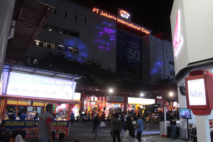 Jakarta Fair 2019 akan berlangsung hingga tanggal 30 Juni mendatang dengan diikuti oleh 2.700 peserta dengan 1.500 stan pameran yang menjual dan memamerkan produknya. 