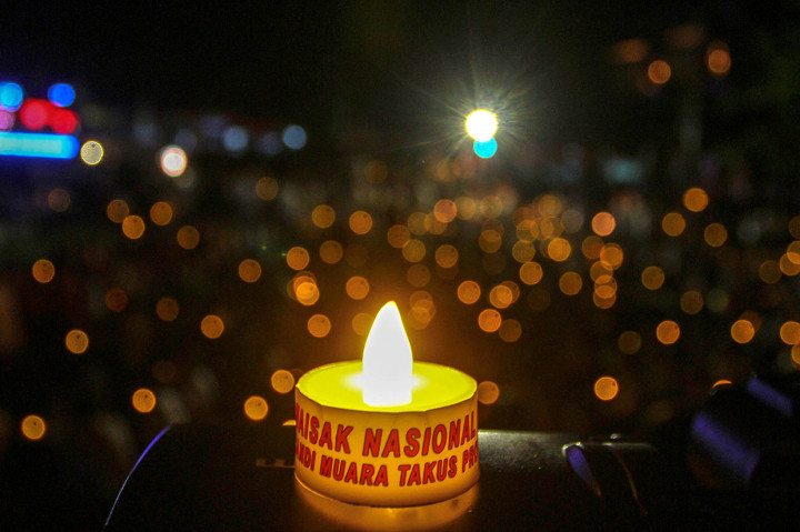 Perayaan secara nasional ini merupakan pertama kali dilaksanakan di candi Muara Takus dan diikuti sedikitya 3.500 umat Buddha dari 27 provinsi di Indonesia. 