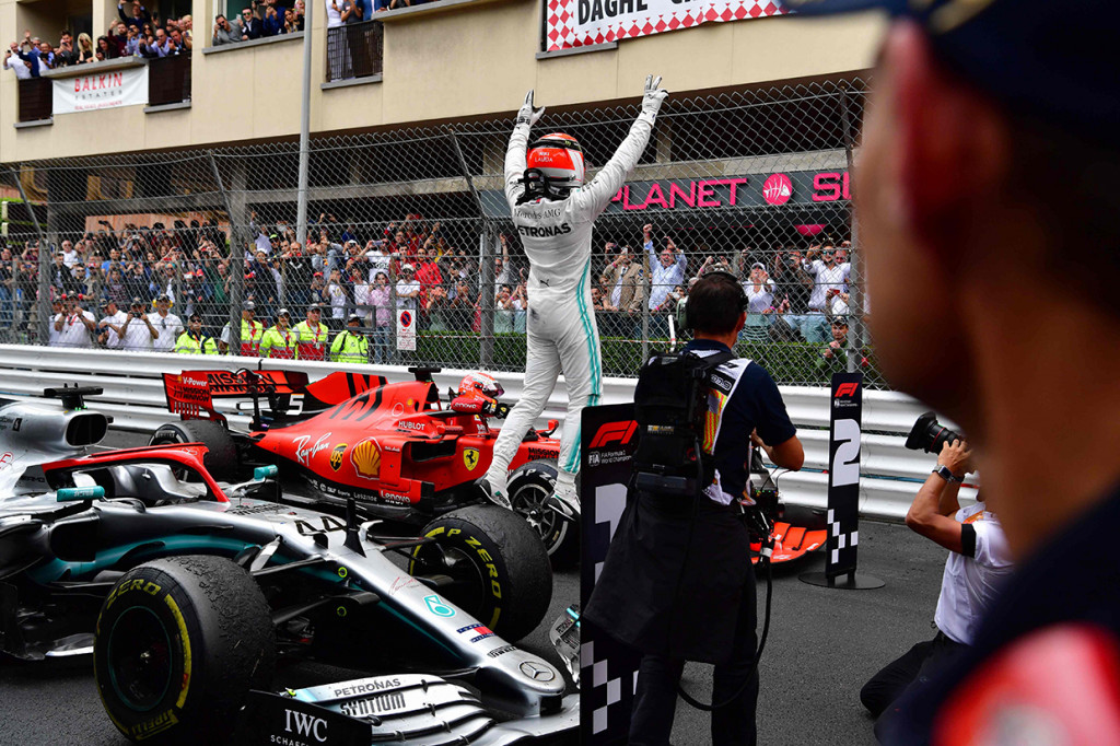 Lewis Hamilton, kembali meraih podium tertinggi pada balapan Formula 1 ( F1) Monaco di Sirkuit Monte Carlo. Afp Photo/Andrej Isakovic