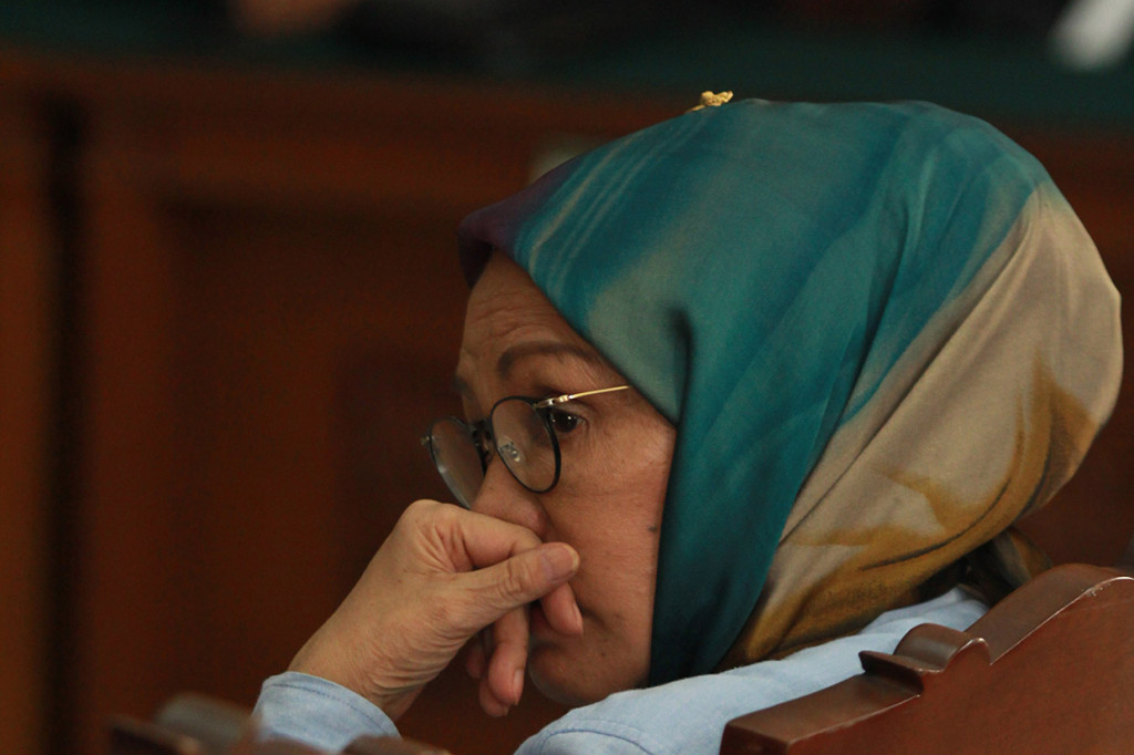 Jaksa memaparkan Ratna Sarumpaet membuat keonaran dengan menyebarkan kabar hoax penganiayaan. 