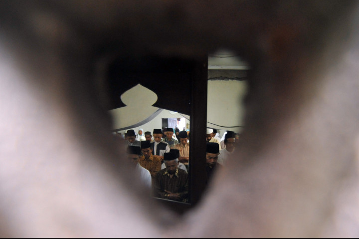 Tarekat Naqsabandiyah menetapkan jatuhnya satu syawal 1440 Hijriyah, didasari dengan metode hisab Munjid, yakni penghitungan 30 hari sejak awal puasa. 