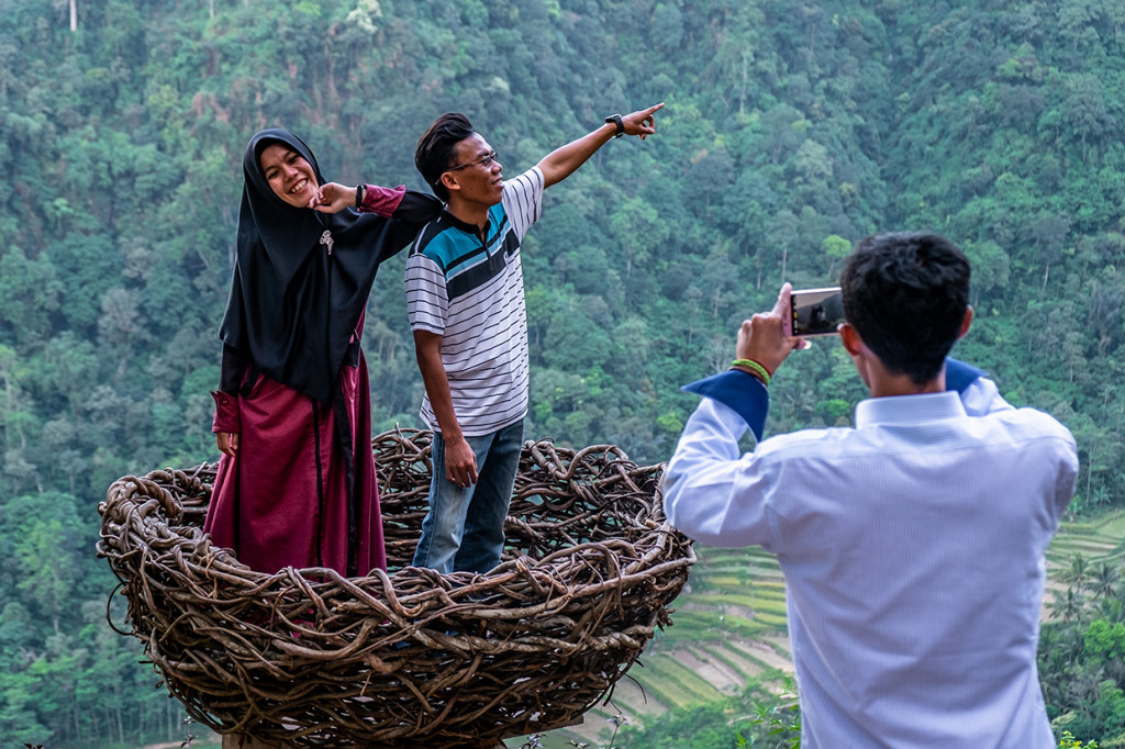 Selain wahana Ondo Langit, tempat ini juga menawarkan berbagai spot foto menarik.