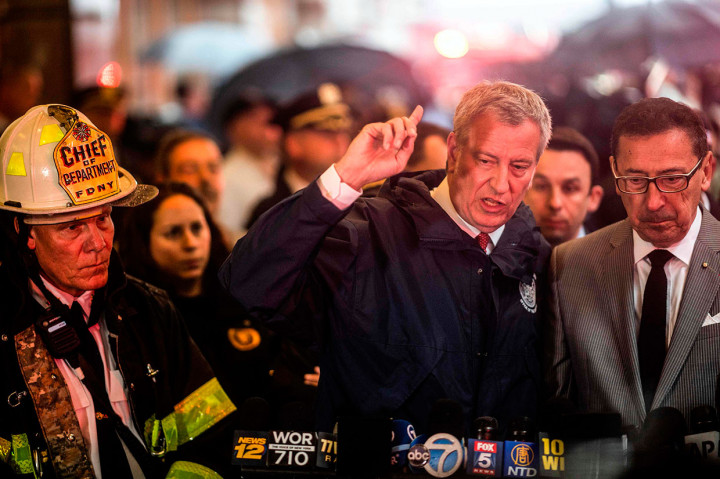 Ia mengatakan penyebab kecelakaan tersebut belum diketahui tapi ada petunjuk kecelakaan itu bukan perbuatan teroris. Tidak jelas apakah gangguan daya pandang akibat cuaca adalah penyebab kecelakaan tersebut.