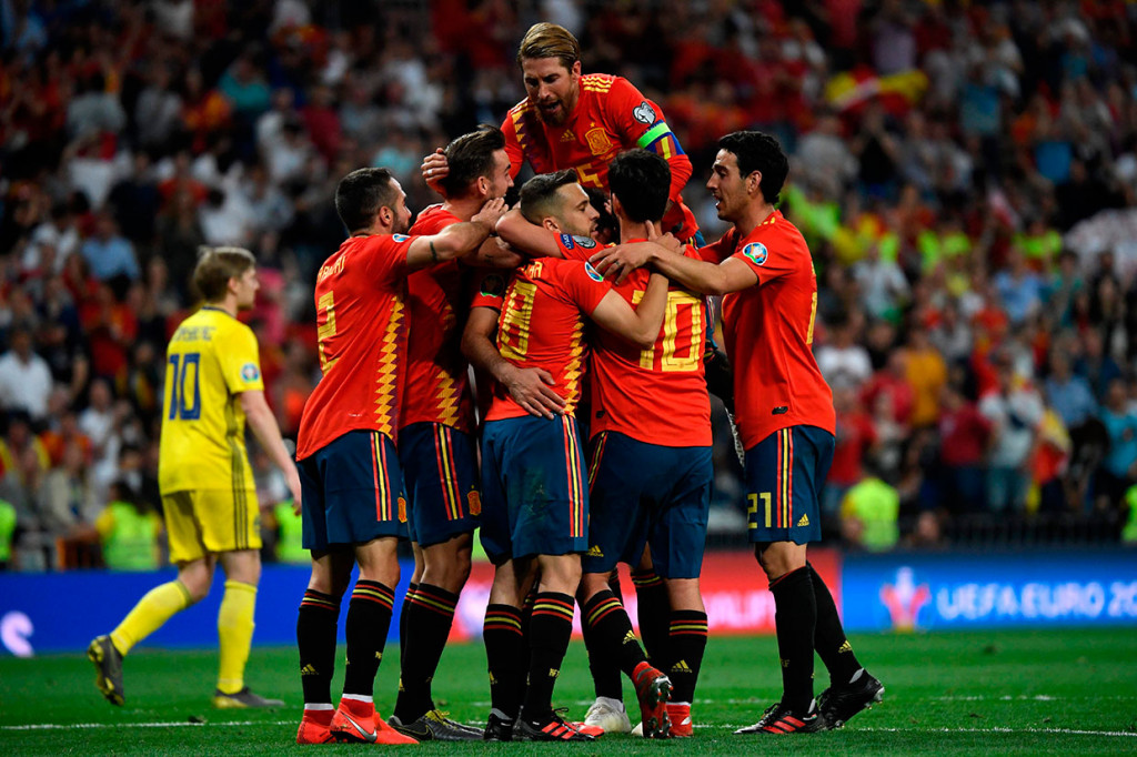 Dengan kemenangan tersebut Tim Matador kukuh di puncak klasemen dengan 12 poin dari empat laga, unggul lima poin atas Swedia dan Rumania yang berada di urutan kedua dan ketiga.