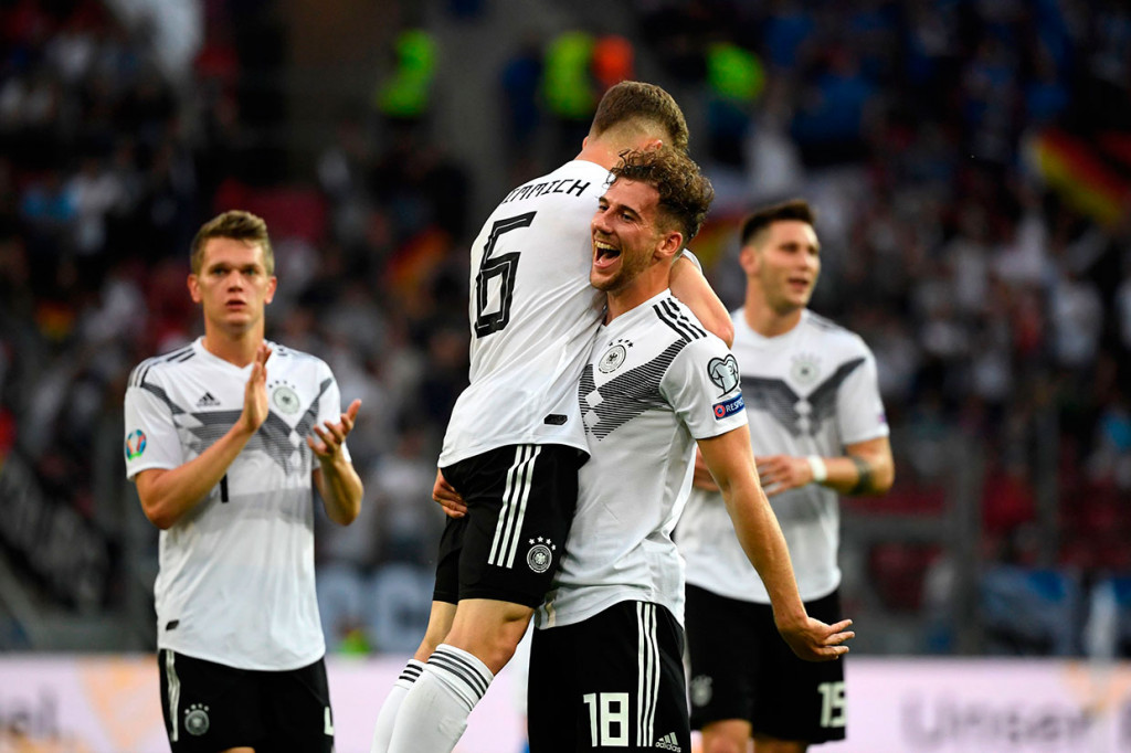 Menit ke-20 skor berubah menjadi 3-0 lewat tandukan Leon Goretzka.