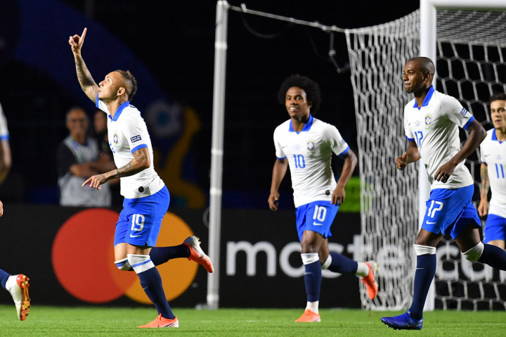 Pada menit ke-85 pemain pengganti Everton menambah kemenangan Brasil menjadi 3-0 lewat tembakan spektakuler dari luar kotak penalti. Tidak ada tambahan gol lagi hingga laga usai.