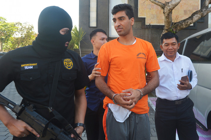 Warga negara Amerika Serikat itu ditangkap karena membawa 4,07 gram ganja dalam tasnya setibanya di Bali setelah terbang dari Hongkong.