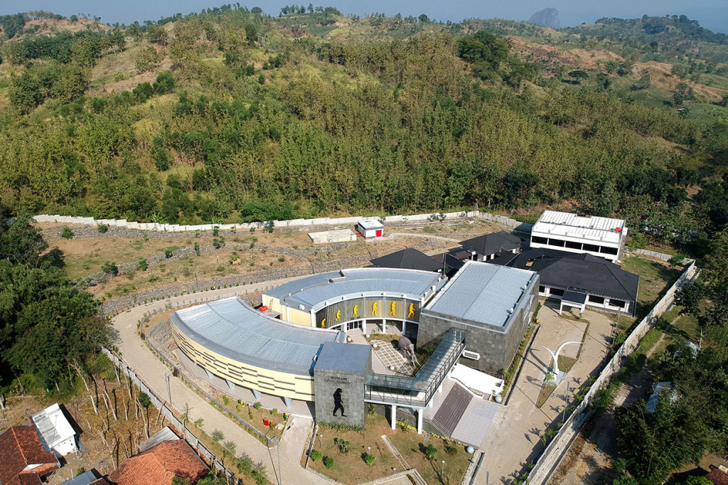 Foto udara Museum Situs Semedo di Desa Semedo, Kabupaten Tegal, Jawa Tengah, Kamis, 20 Juni 2019. 