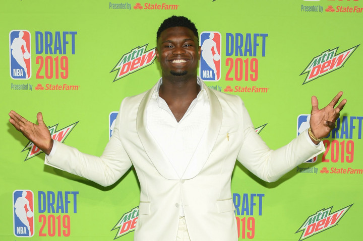 Ia menjadi pemain NCAA tahun pertama yang berhasil membukukan 500 poin, 50 steal dan 50 blok dalam satu musim, menempatkannya setara dengan bintang Golden State Warriors Kevin Durant serta Anthony Davis, mantan bintang Pelicans yang baru saja ditukarkan ke Lakers.        
Kepergian Davis praktis membuka jalan lahirnya era baru Pelicans dengan menempatkan Williamson sebagai pilar utama mereka, tentunya jika pemain kelahiran 6 Juli 2000 itu bisa menerjemahkan kepiawaiannya di level NCAA ke NBA.    