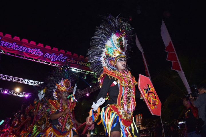 Aneka ragam budaya turut tampil pada agenda tahunan tersebut, di antaranya kesenian khas Madiun Dongkrek, reog Ponorogo, pendekar silat, barongsai, dan lain sebagainya.