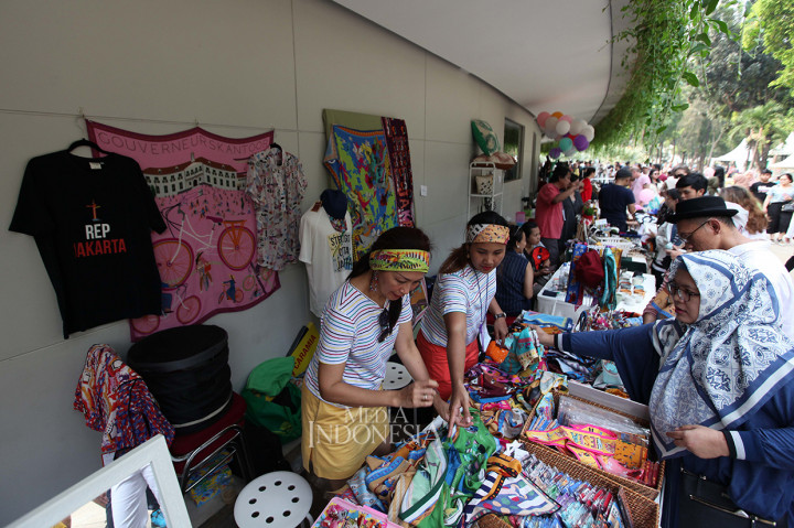 Adapun tujuan diselenggarakannya Pasar Raia Keliling Volume 2 ini adalah sebagai wadah para pelaku usaha dan perajin berinteraksi dengan masyarakat.