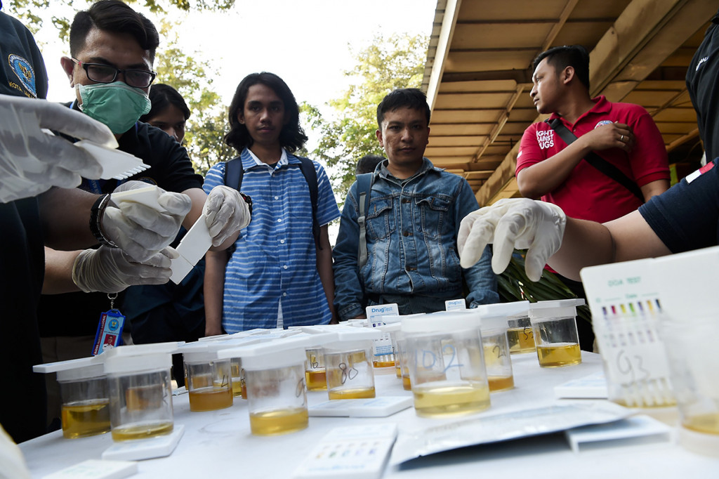 Satuan Reserse Narkoba Polres Metro Jakarta Selatan bekerja sama dengan BNN Kota Jakarta Selatan menggelar patroli cipta kondisi gabungan P4GN (Pencegahan dan Pemberantasan Penyalahgunaan dan Peredaran Gelap Narkoba) untuk mencegah peredaran narkotika di lingkungan kampus.