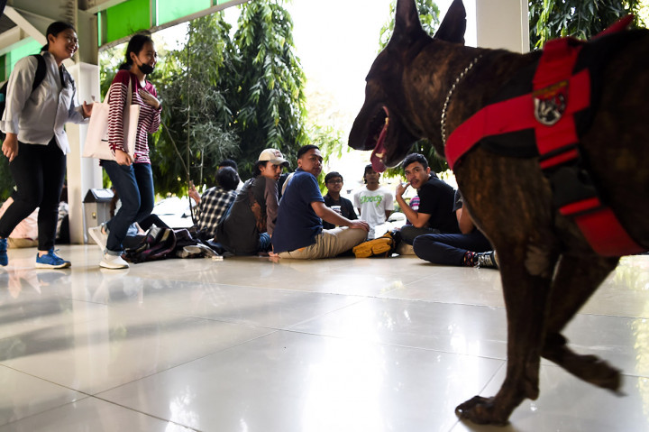Dari operasi ini, empat mahasiswa dinyatakan positif menggunakan barang haram.
