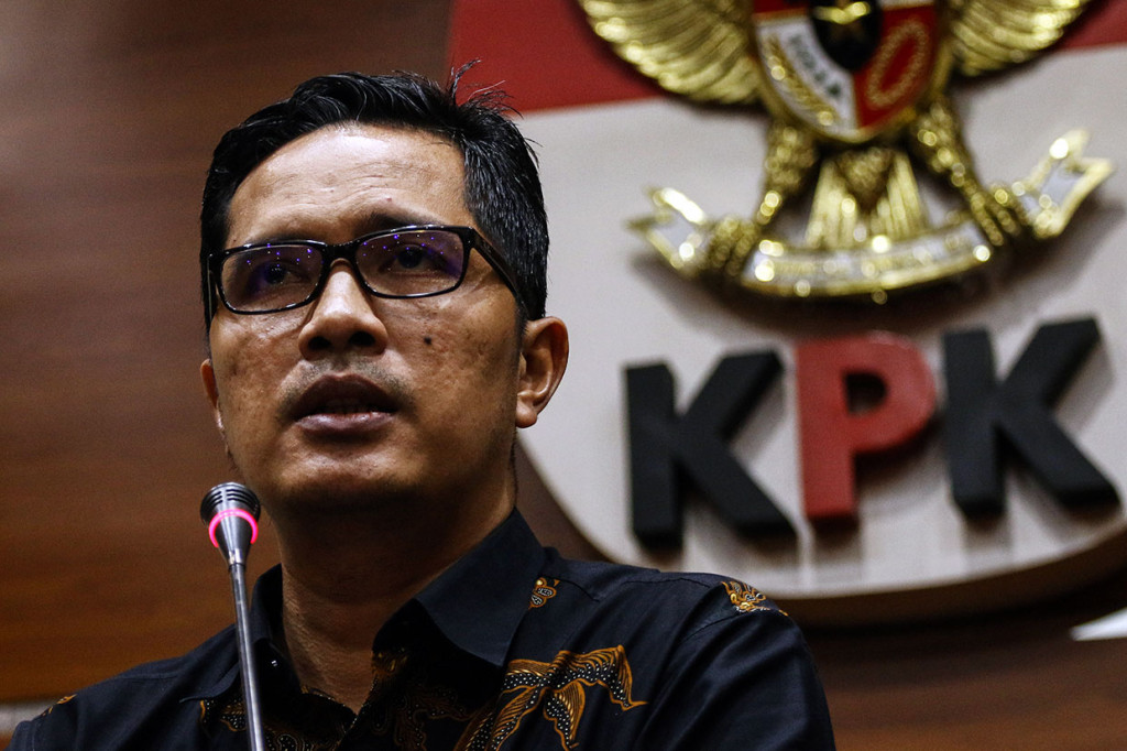 Juru Bicara KPK Febri Diansyah memberikan keterangan pers terkait penetapan tersangka kasus dugaan korupsi, di Gedung KPK, Jakarta, Selasa, 25 Juni 2019. Antara Foto/Rivan Awal Lingga