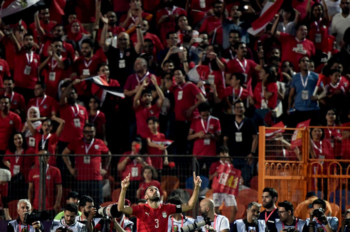 Ahmed Elmohamady melakukan selebrasi usai menjebol gawang Ley Matampi.