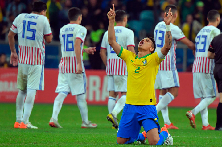 Brasil melaju ke semifinal Copa America 2019 usai menundukkan Paraguay 4-3 lewat drama adu penalti.