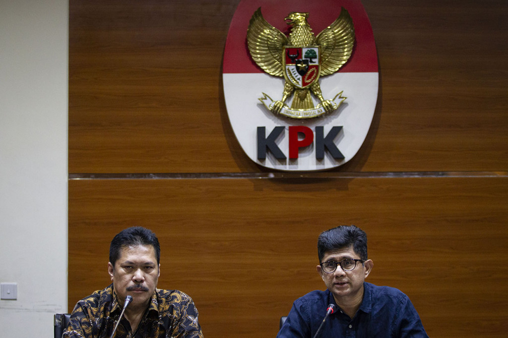 Tersangka Sendy Perico saat ini belum tertangkap. Laode juga mengimbau Sendy Perico untuk segera menyerahkan diri.