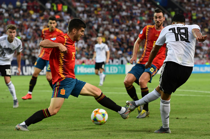Tertinggal dua gol, Jerman baru bisa memperkecil kedudukan pada menit ke-88 lewat Nadiem Amiri.